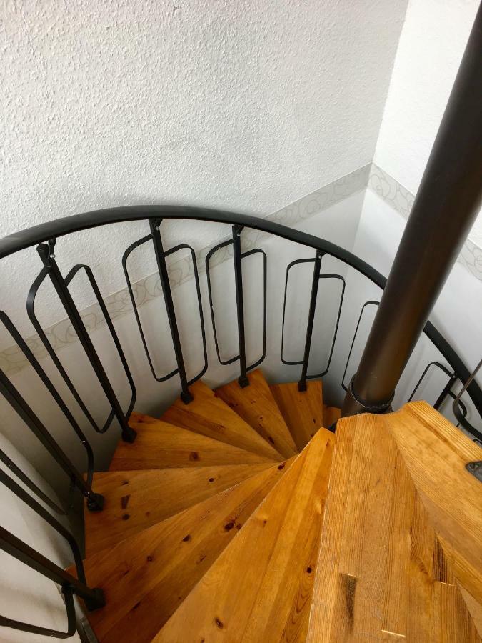 Near Düsseldorf Fair Messe, 2-bedroom apartment with nice Terrace&big Garden Exterior foto